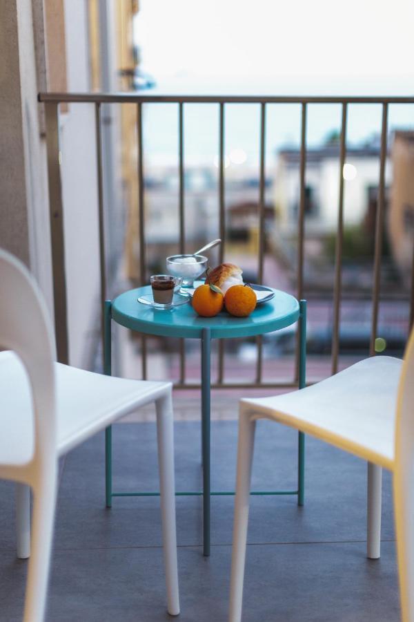 B&B A Due Passi Dal Mare Gela Exterior photo